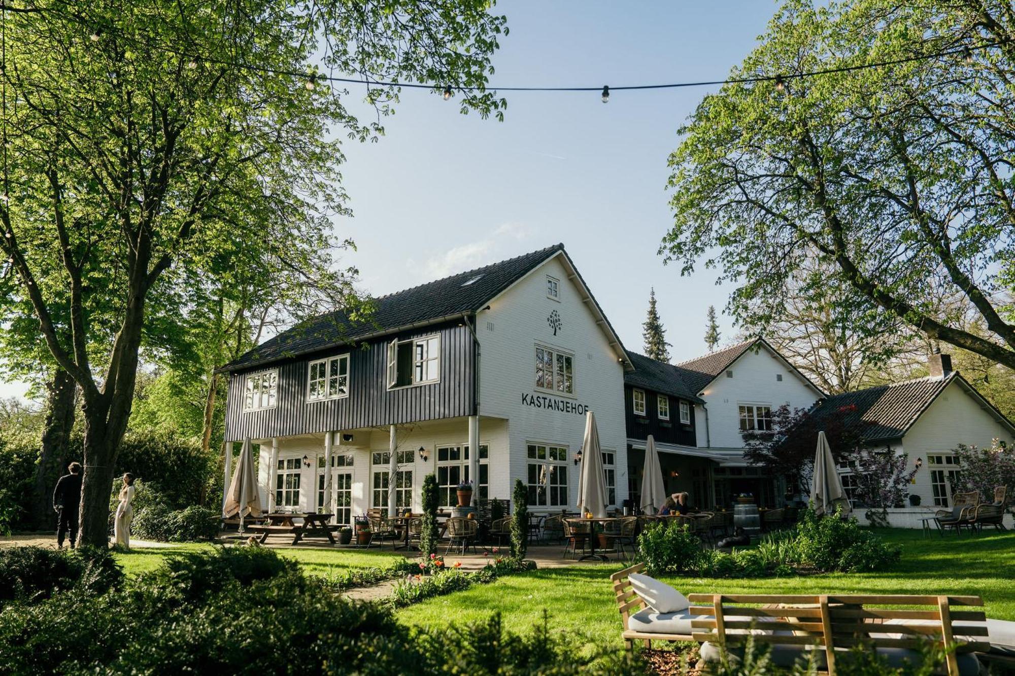 Boetiekhotel De Kastanjehof Lage Vuursche Exterior photo